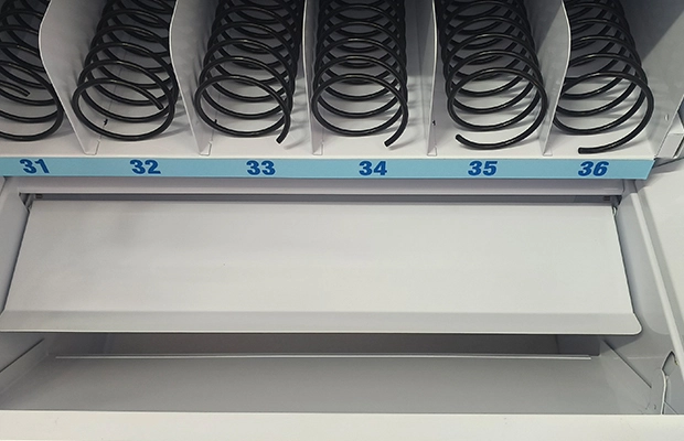 Anti-theft shipping port