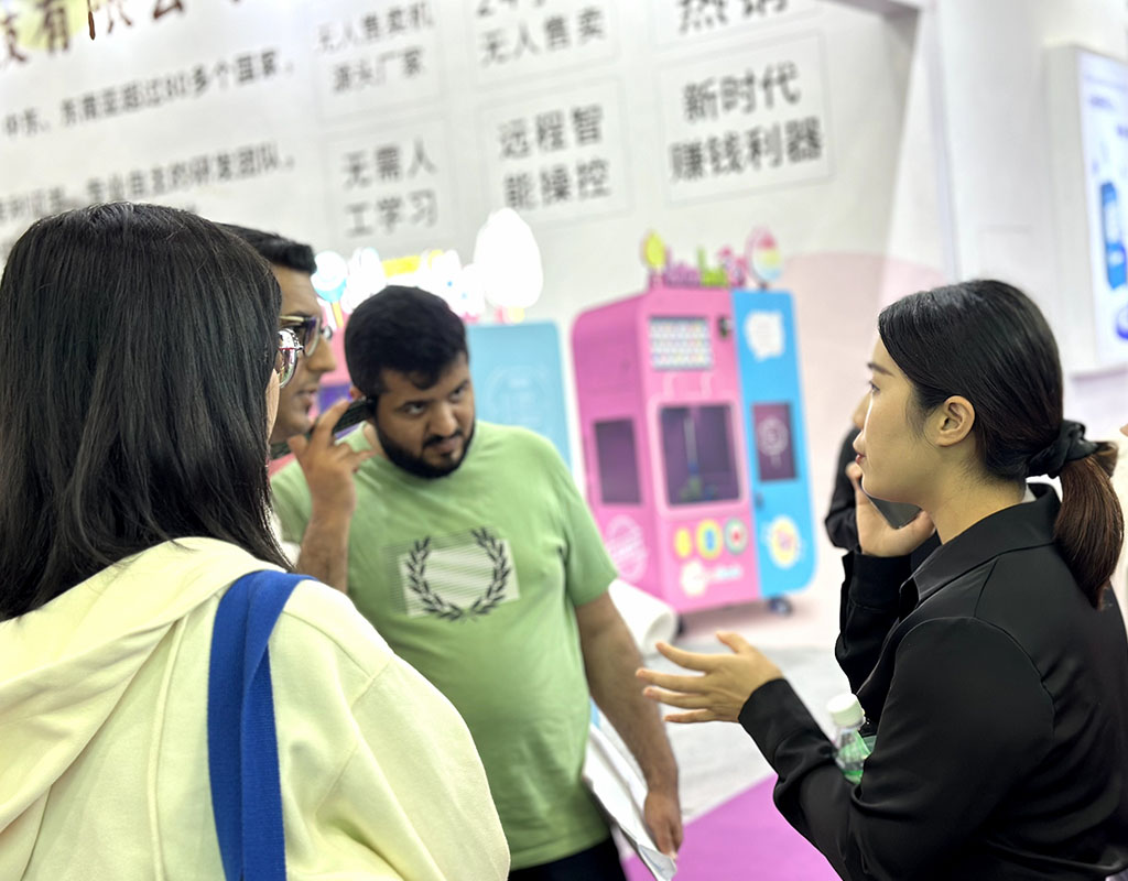 Automatic pill dispenser