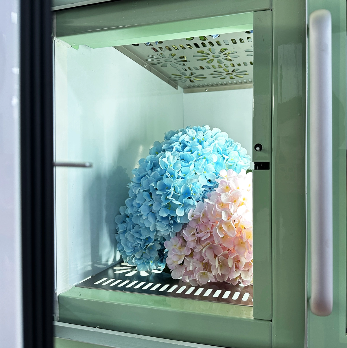 flower vending machine--9