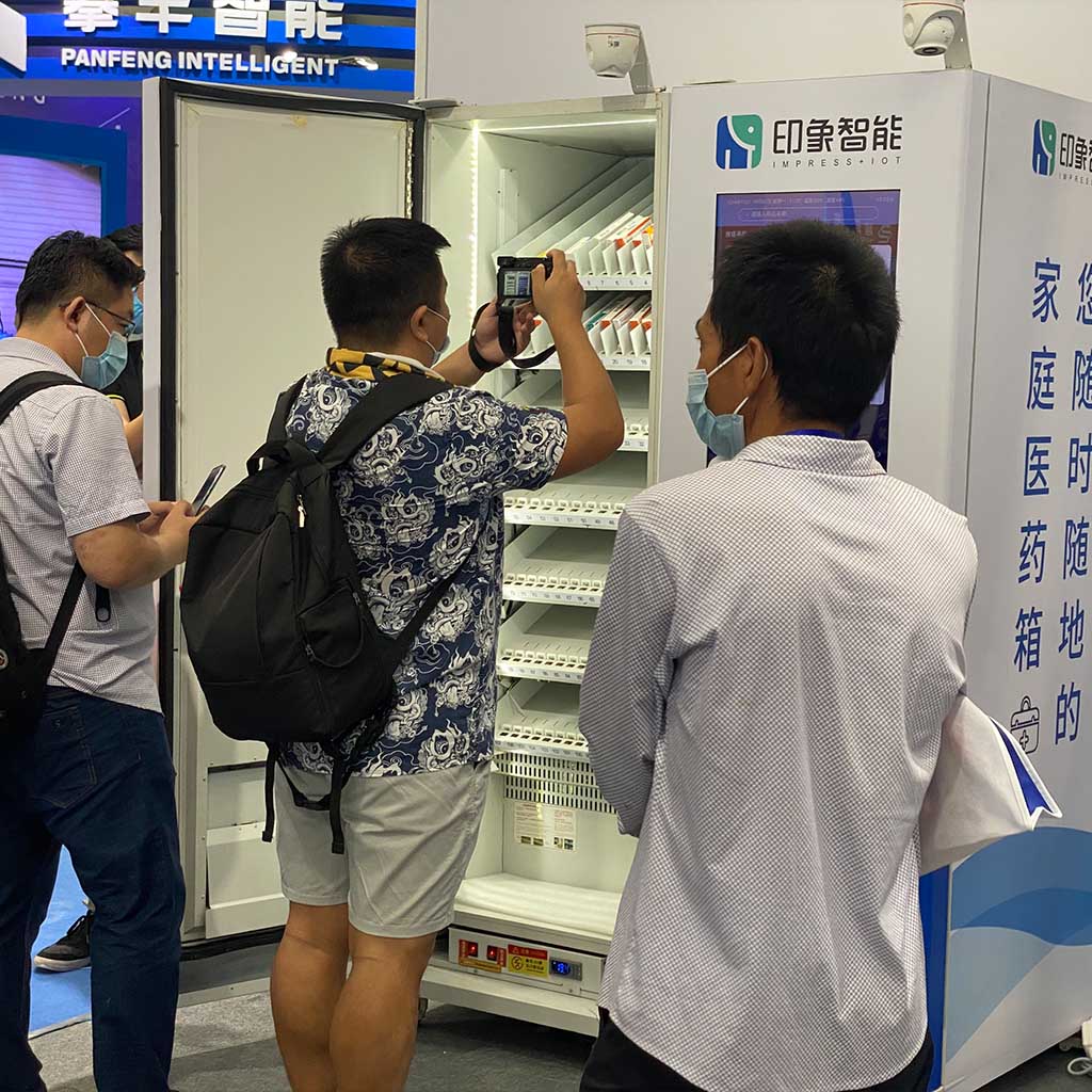 Pharmaceutical equipment