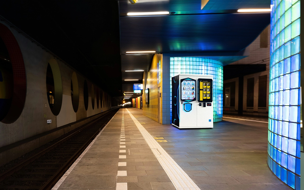 phone case vending machine-12