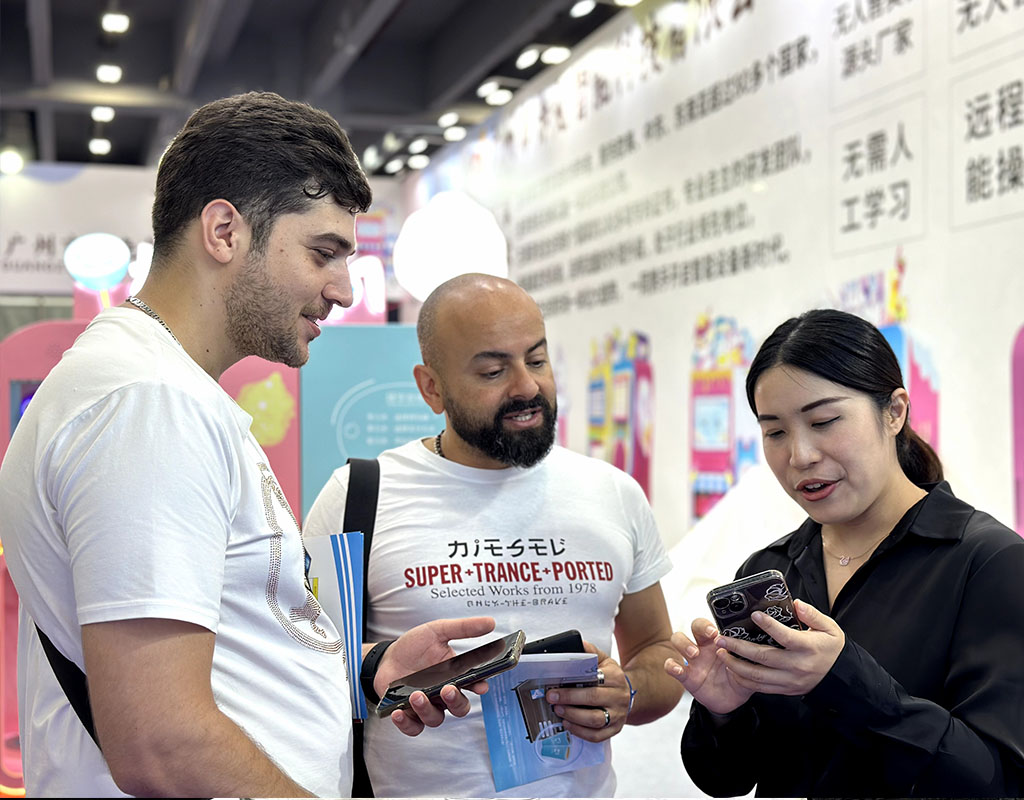 Retail Beverage Vending Machine